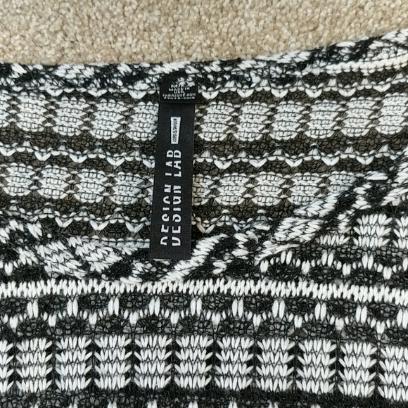 Lord & Taylor Knit Top - Picture 2 of 3
